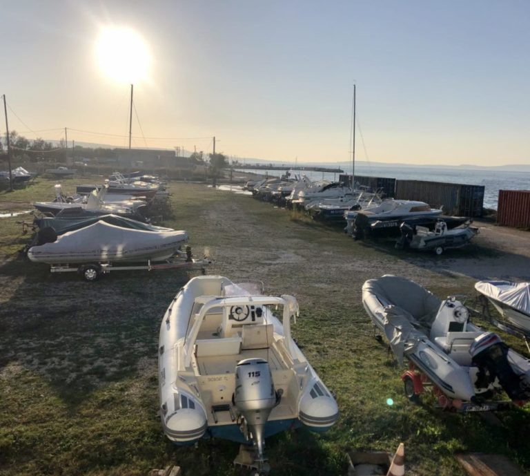 stationnement bateaux sur remorque Marignane